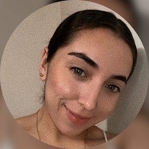 Meet your Posher, Karina